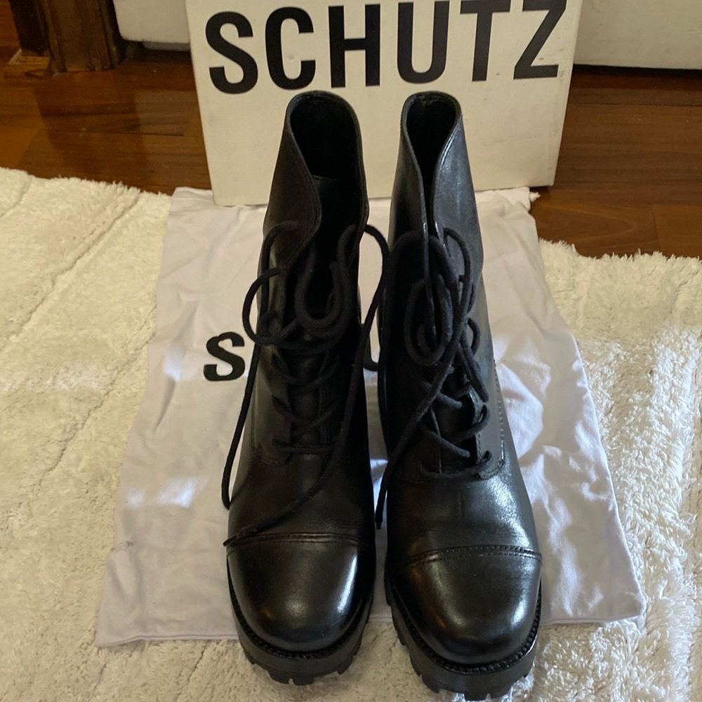 Shutz black boots